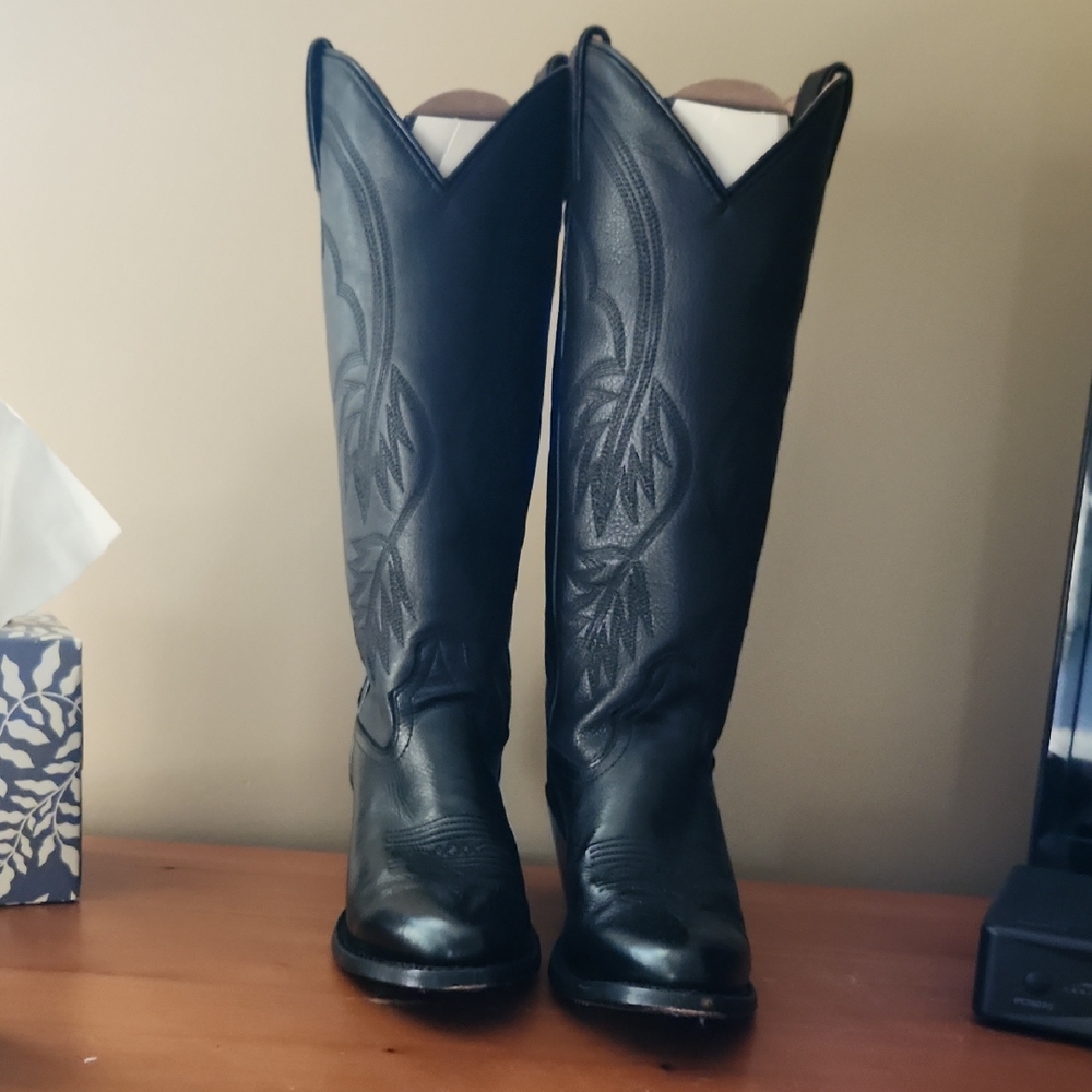 Idyllwind Black Leather Heeled Boots Size 6B - Picture 2 of 8